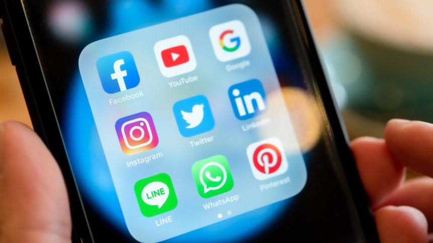 Annie Côté: les médias sociaux pour illuminer la vie